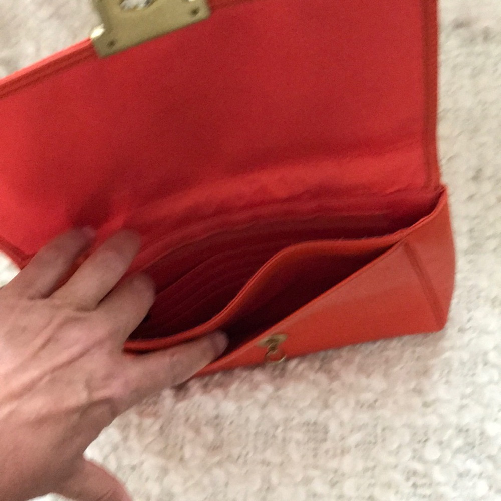 FOSSIL Calf Hair and Orange Clutch 🧡 - Picture 5 of 8